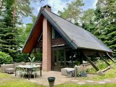 152m2 house to rent for 2300€/month in Postelseweg, Eersel