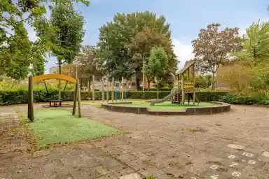 107m2 flat to rent for 1750€/month in Stadhoudersring, Zoetermeer