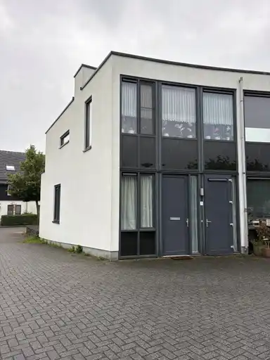 85m2 house to rent for 932.93€/month in Chris Lebeaustraat 1, Deventer