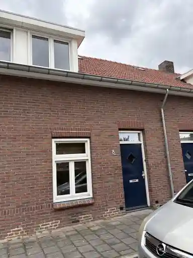 93m2 house to rent for 745.28€/month in Potgieterstraat 8, Heerlen