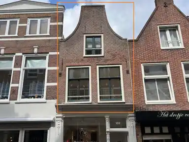 68m2 Appartement à louer pour 1850€/mois à Kleine Houtstraat 22, Haarlem