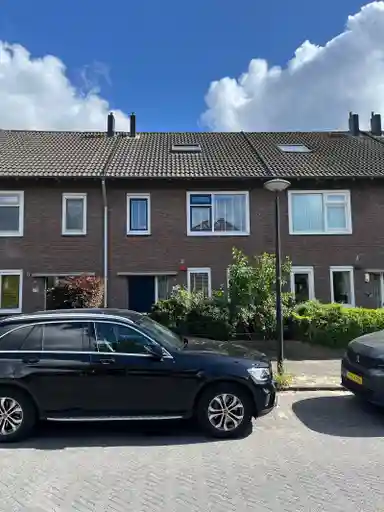 128m2 house to rent for 3500€/month in Fie Carelsenlaan, The Hague