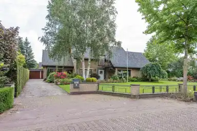 295m2 house to rent for 2450€/month in Coltoflaan, Nijkerk