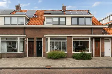 77m2 maison à louer pour 2499€/mois à Gerard Brandtstraat 20, Leiden