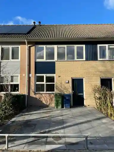 101m2 house to rent for 2100€/month in Paulus Potterstraat 57, Almere