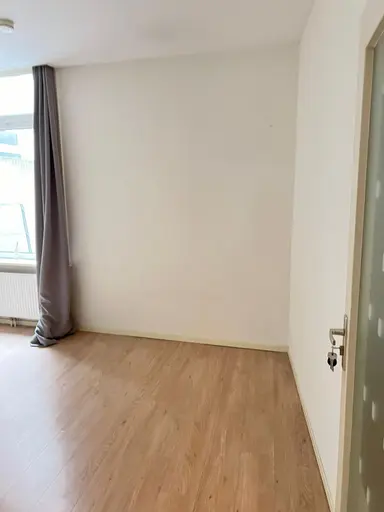 8μ² Δωμάτιο προς ενοικίαση για 850€/μήνα σε Vlagstraat, The Hague