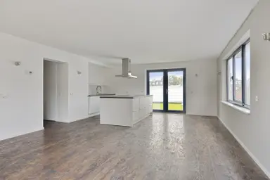 71m2 apartment to rent for 1800€/month in Mathenessestraat 51, Breda