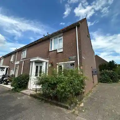 108m2 house to rent for 2100€/month in Overlanderstraat, Purmerend