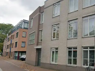 91m2 house to rent for 764.14€/month in Oranjeboomstraat 21, Leiden