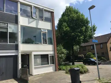 14m2 Chambre à louer pour 518€/mois à Saffierstraat, Groningen