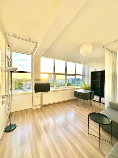 29m2 studio to rent for 1200€/month in Harry Koningsbergerstraat, Amsterdam