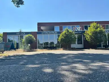 195m2 apartment to rent for 2950€/month in Prins Hendrikstraat 10, Beek en Donk