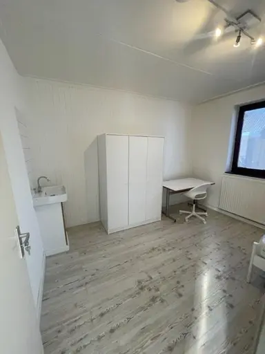 14m2 room to rent for 625€/month in Willemstraat, Heerlen