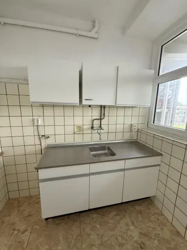 63m2 Appartamento in affitto per 857€/mese a Zuidplein, Rotterdam