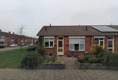 m2 Appartement à louer pour 471.88€/mois à Prinses Irenestraat 1, Tholen