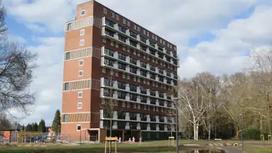 91m2 Appartement à louer pour 1100€/mois à Jan Wiegersstraat, Hengelo