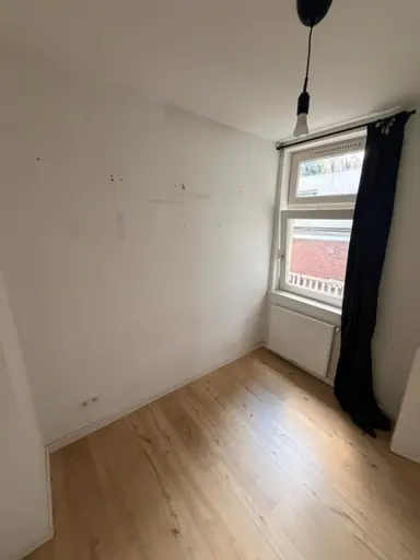 6μ² Δωμάτιο προς ενοικίαση για 700€/μήνα σε Albert Cuypstraat 92B, Amsterdam