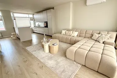 130m2 apartment to rent for 3195€/month in Nunspeetlaan 325, The Hague