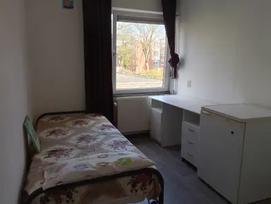 80m2 Chambre à louer pour 650€/mois à Nieuwersluishof, Amsterdam