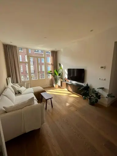 80m2 Appartamento in affitto per 2500€/mese a Witte de Withstraat, Amsterdam