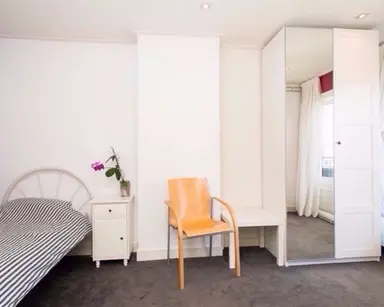 18m2 Kamer te huur voor 600€/maand in Bergpolderstraat, Rotterdam