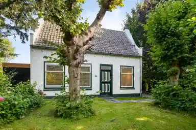 102m2 huis te huur voor 2700€/maand in Platteweg, Reeuwijk