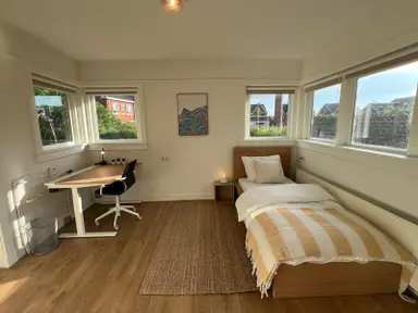 16m2 Camera in affitto per 900€/mese a Bennebroekerweg, Rijsenhout