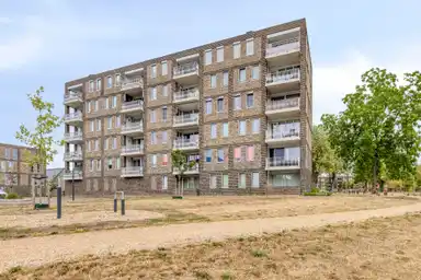 89m2 Appartement à louer pour 1550€/mois à Waterleliestraat 68, Bergen op Zoom
