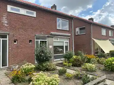 67m2 Haus zur Miete für 604.92€/Monat in Schoolstraat 21, Achthuizen