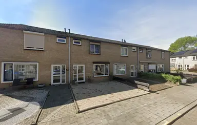 100m2 huis te huur voor 764.14€/maand in Florastraat 4, Sittard