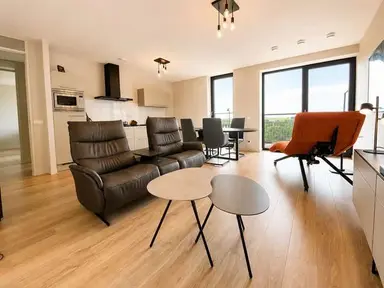 77m2 Appartamento in affitto per 1950€/mese a Dirk Hartogstraat 245, Breda