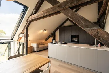 133m2 Appartement à louer pour 4000€/mois à Frontensingel, Maastricht