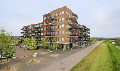 68m2 Appartamento in affitto per 1045€/mese a Anubisstraat 12, Almere