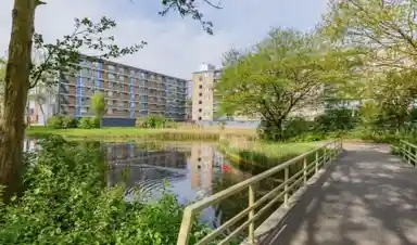 87m2 apartment to rent for 880€/month in Plutostraat 40, Alphen aan den Rijn