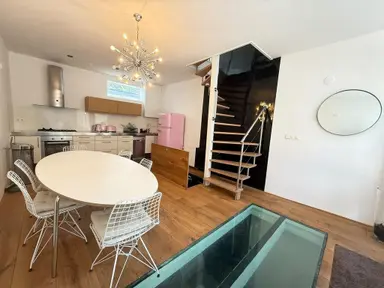 152m2 huis te huur voor 3450€/maand in Binnen Oranjestraat, Amsterdam
