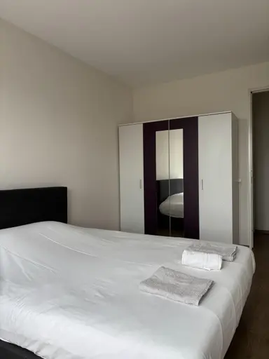 16m2 room to rent for 1400€/month in Koningin Wilhelminaplein, Amsterdam
