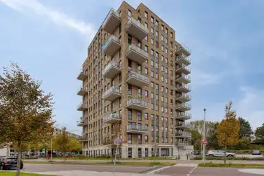 96m2 Appartement à louer pour 2095€/mois à Du Meelaan, Zoetermeer