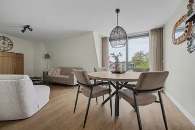 62μ² Διαμέρισμα προς ενοικίαση για 2439€/μήνα σε Stationsweg 5, Sliedrecht