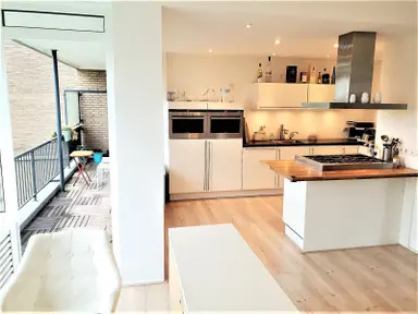 100m2 Appartement te huur voor 2500€/maand in Galerij, Amstelveen