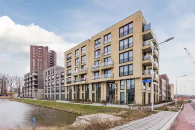 82μ² Διαμέρισμα προς ενοικίαση για 1500€/μήνα σε S Blaupot ten Catestraat, Zaandam