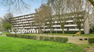 94m2 Appartamento in affitto per 900€/mese a Kroesmeestersdreef 11F, Maastricht