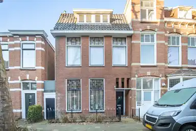 190m2 house to rent for 2150€/month in Kanaalstraat 8, Leeuwarden