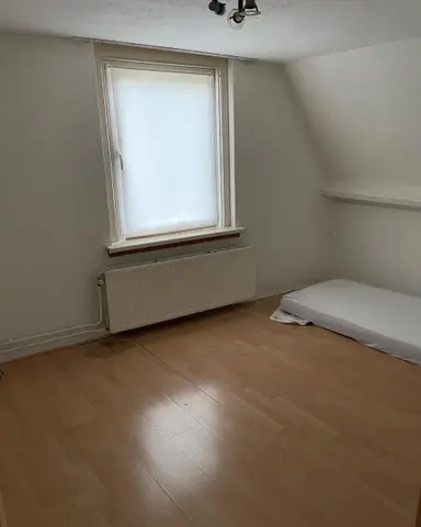 15m2 Camera in affitto per 730€/mese a Wagenweg, Haarlem