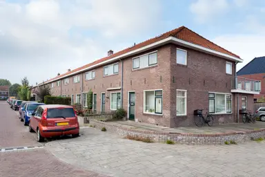 m2 house to rent for 764.14€/month in Hortensiastraat 39, Alphen aan den Rijn