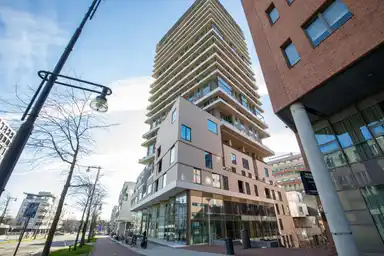 134m2 Appartamento in affitto per 2900€/mese a Radarweg, Amsterdam