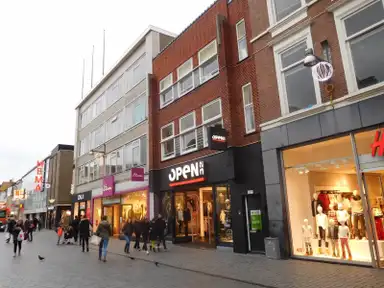 70m2 Appartement à louer pour 1550€/mois à Ginnekenstraat, Breda
