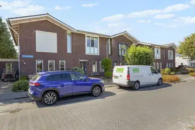 121m2 maison à louer pour 2200€/mois à Mauritiusstraat 3, Almere