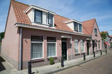 63m2 maison à louer pour 713.02€/mois à Zandvoortsestraat 3, Noordwijk