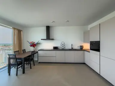 100m2 Flat zur Miete für 3300€/Monat in Saturnusstraat, The Hague