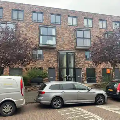 115m2 Appartement à louer pour 2850€/mois à J.H. van den Broekstraat, Rotterdam
